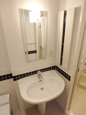 セカンド調布の物件内観写真